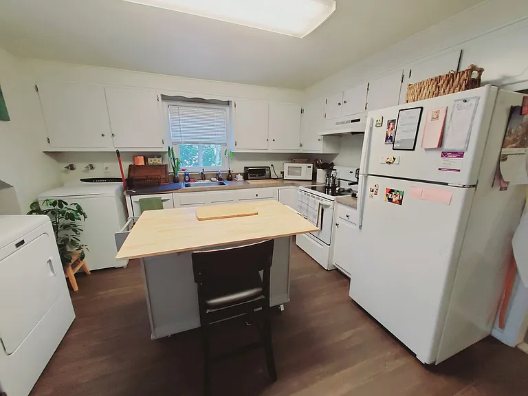 47 Whitmore Ln #3 — Photo 2