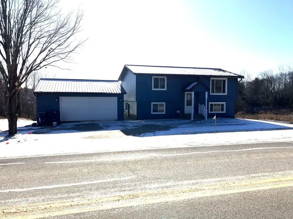 128 E Railroad St, Bowler, WI 54416
