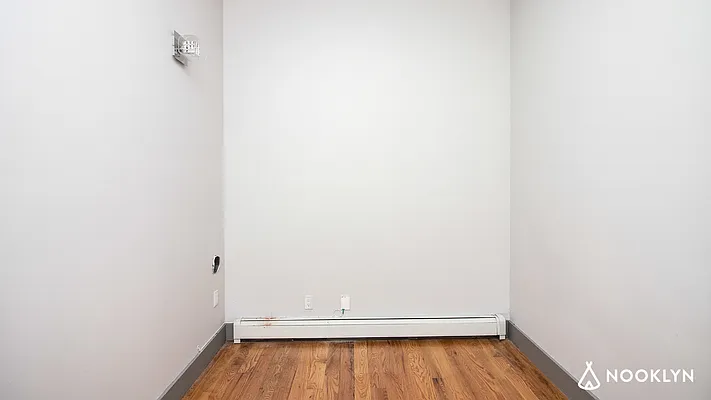 Rented by Nooklyn NYC LLC | media 15