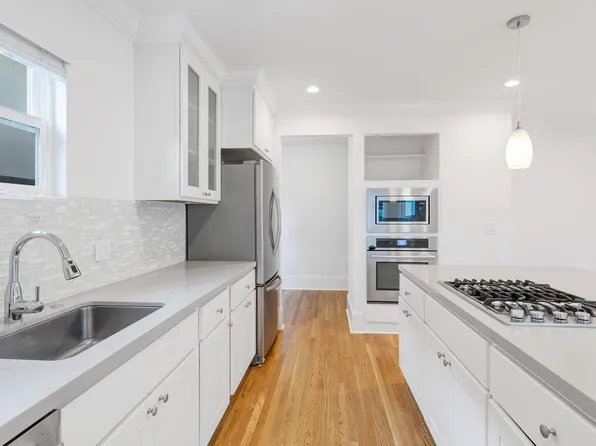 140 Arch St, Redwood City, CA 94062
