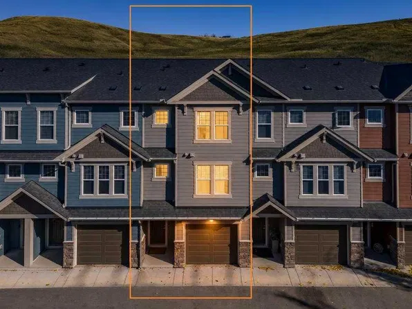 206 W Cranbrook Sq SE, Calgary, AB T3M 3E3