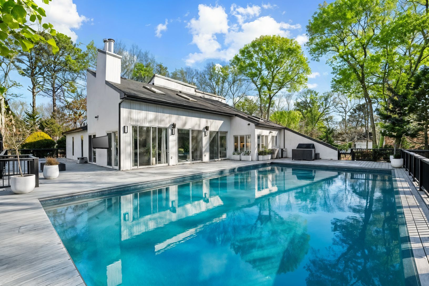 Sunsoaked Heated Pool closeup!