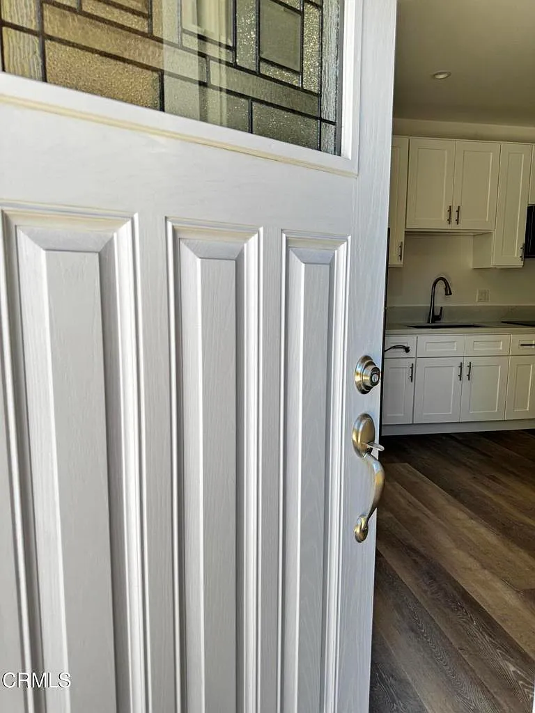 1 bed, 500 sqft, $2,100 — Photo 1