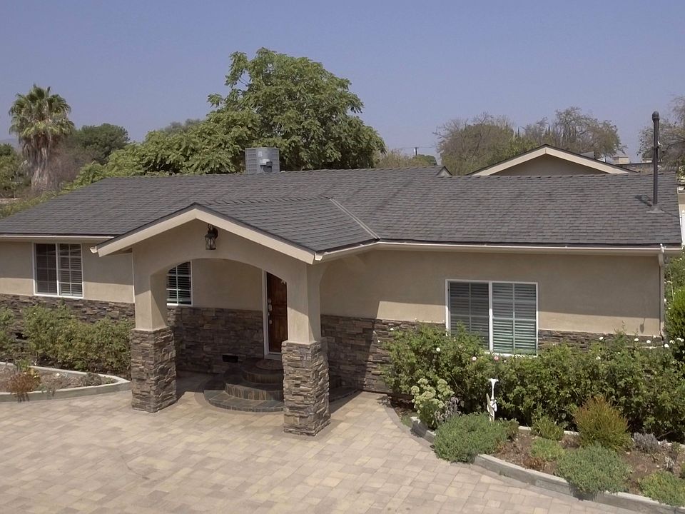 1st image of 8543 Variel Ave