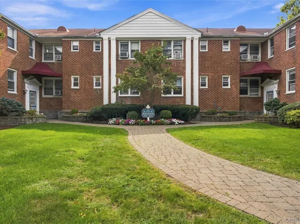 2 Bryant Crescent #1N, White Plains, NY 10605