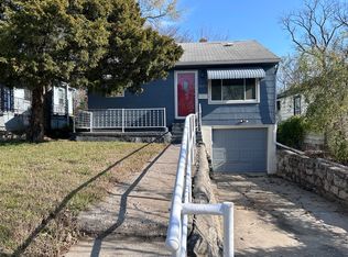 3635 Mersington Ave, Kansas City, MO 64128