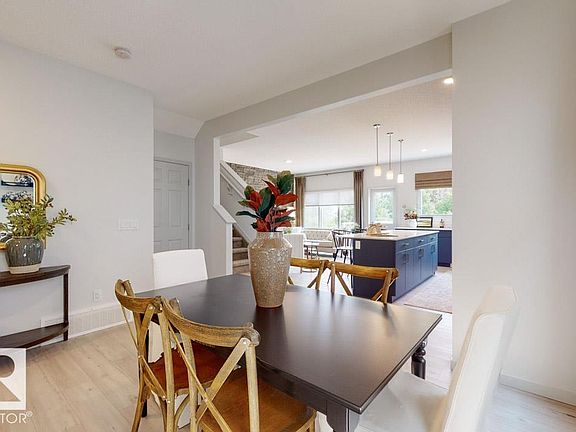 5th image of 137 Ficus Way