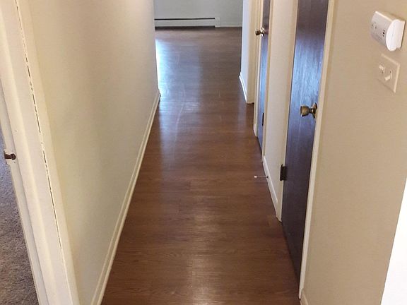 4th image of 546 Eichler Dr APT 1N