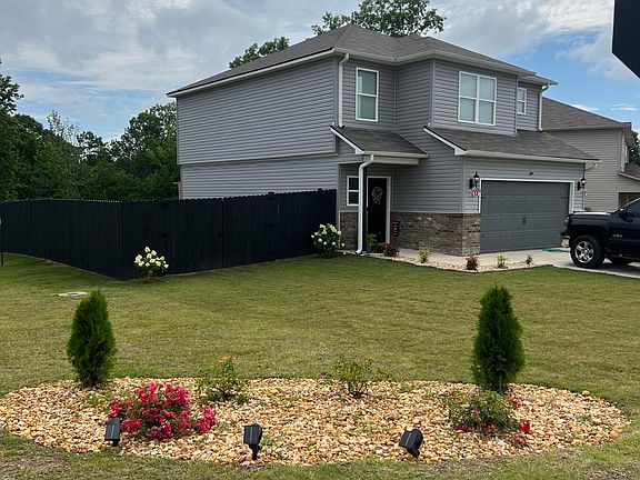3rd image of 95 Ross Dr