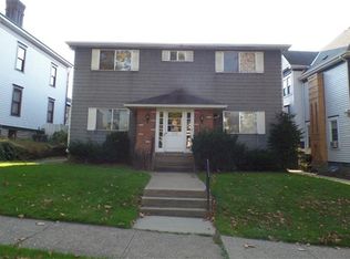 196 Washington Ave #B-10, Vandergrift, PA 15690