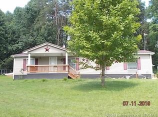 6099 E Huntertown Rd, Lexington, IN 47138
