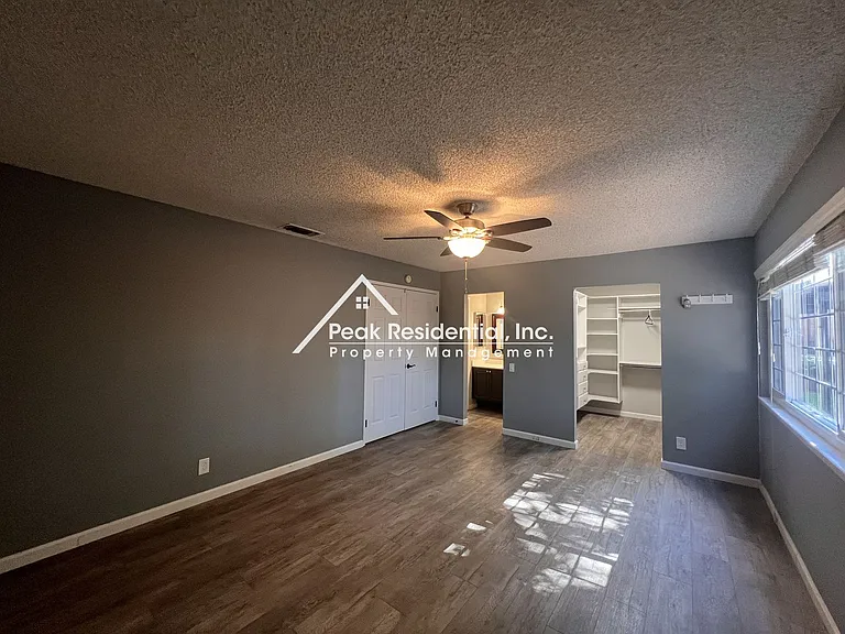 5541 Walnut Ave — Photo 18