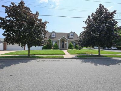 1185 Russell Street, Franklin Square, NY, 11010