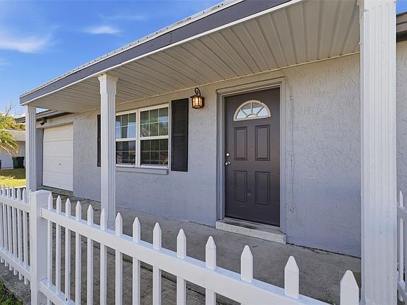 3rd image of 10814 Fillmore Ave