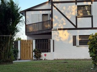 2378 Lena Ln #2378, West Palm Beach, FL 33415