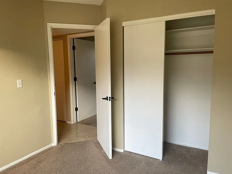 2770 W Daffodil Pl — Photo 13