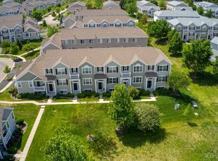1668 Ruby Dr, Pingree Grove, IL 60140