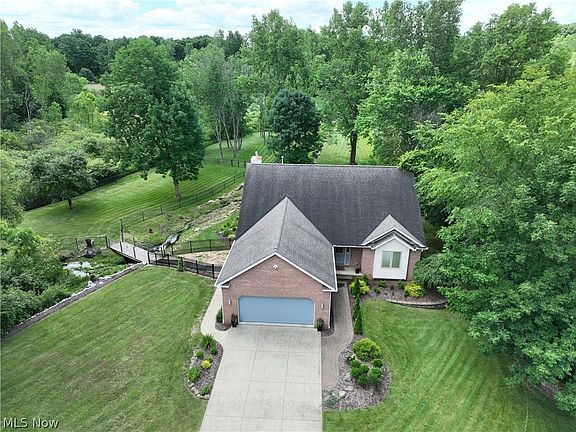 2nd image of 6476 Harbor Dr NW