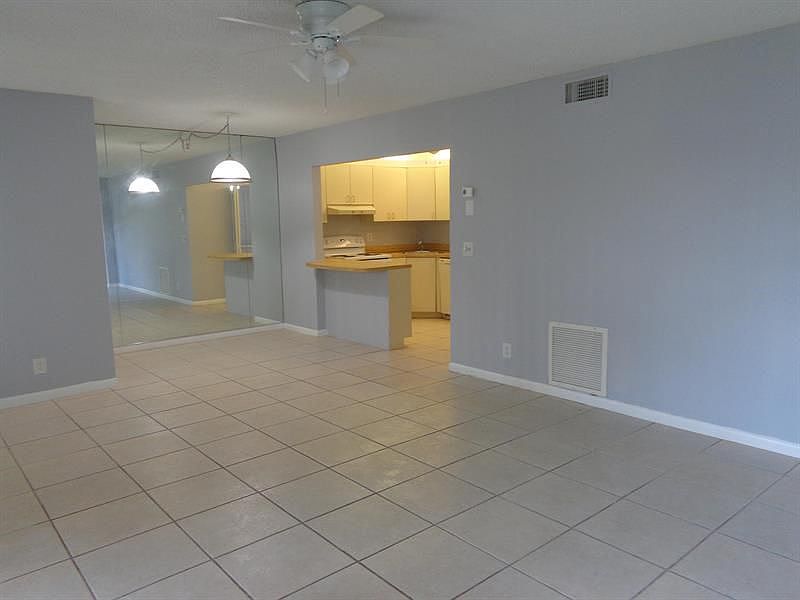 1st image of 3560 Pine Needle Dr APT D-1