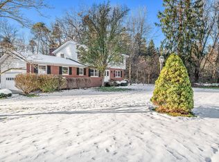 56178 Woodridge, Three Rivers, MI 49093