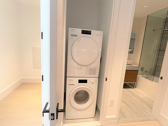 5th image of 165 Lexington Ave #3C