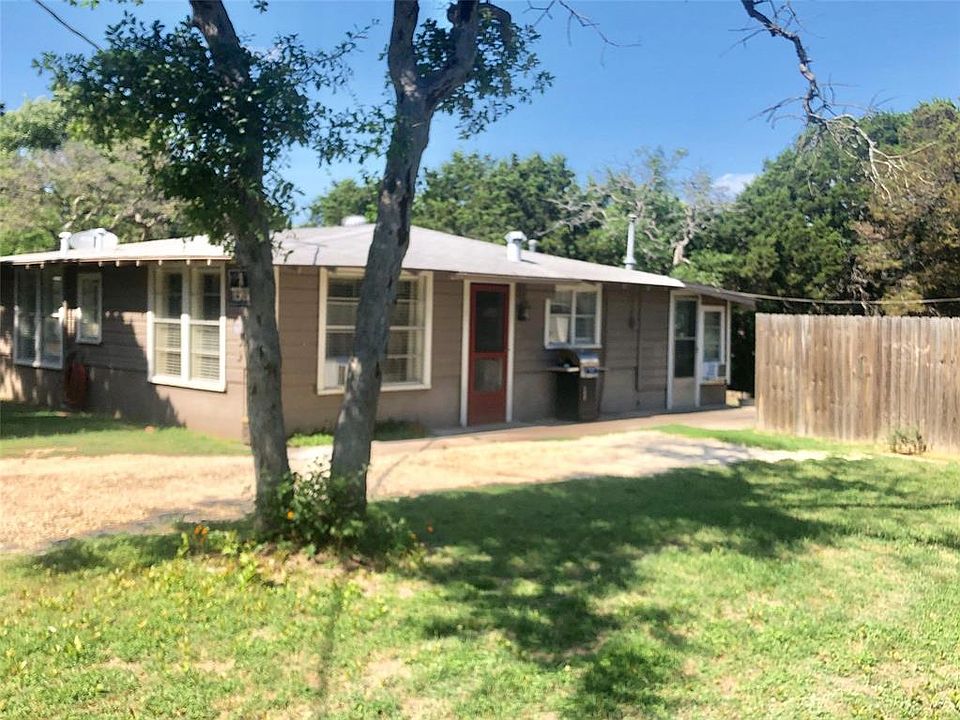 1st image of 112 Giant Cedar Dr