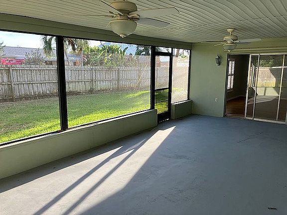 4th image of 239 Ellwood Ave