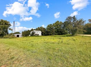 12043 W Pit Rd, Forreston, IL 61030