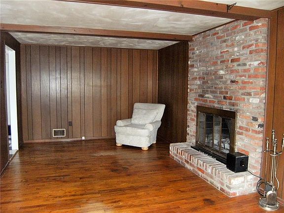 5th image of 5684 Glen Hill Dr