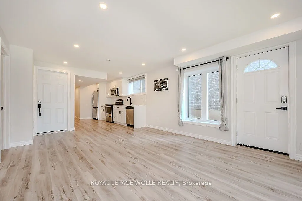 2 bed, $1,900 — Photo 4