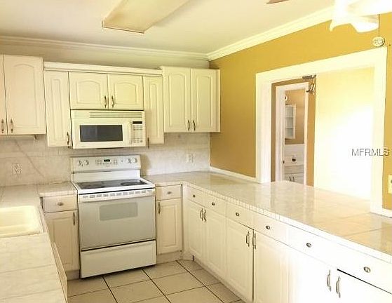 5th image of 4530 Canna Dr