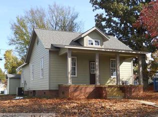 603 Park Cir, Lexington, NC 27295