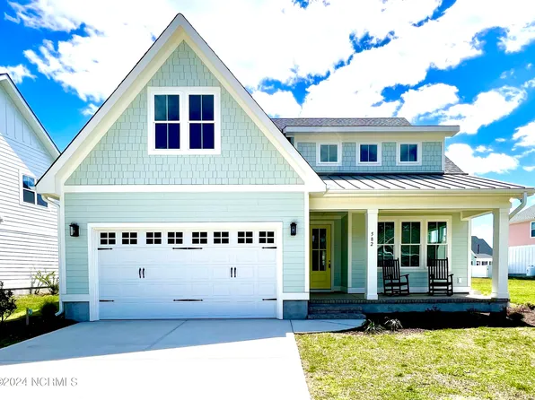 582 Moss Lake Lane, Holly Ridge, NC 28445