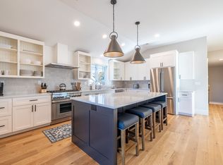 2 Punchard Ave #3, Andover, MA 01810