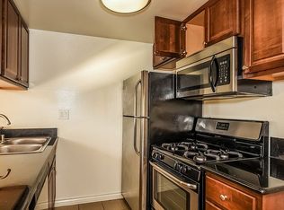 127 N Doheny Dr #303, Los Angeles, CA 90048