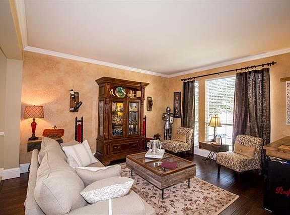 5th image of 1316 Timberline Dr