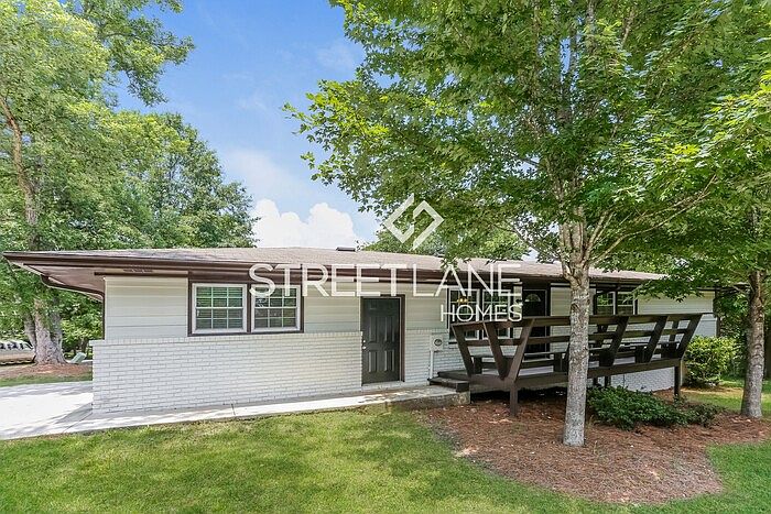 1st image of 2893 Lakemont Pl SW