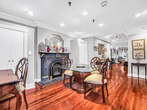 4th image of 163 E 71st St #1D