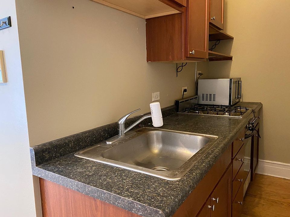 1st image of 4456 N Ashland Ave #1