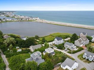7 Graves Ave, Scituate, MA 02066