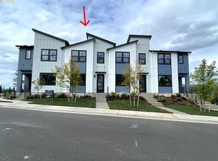 6404 NW Olympic Ln UNIT 42, Camas, WA 98607