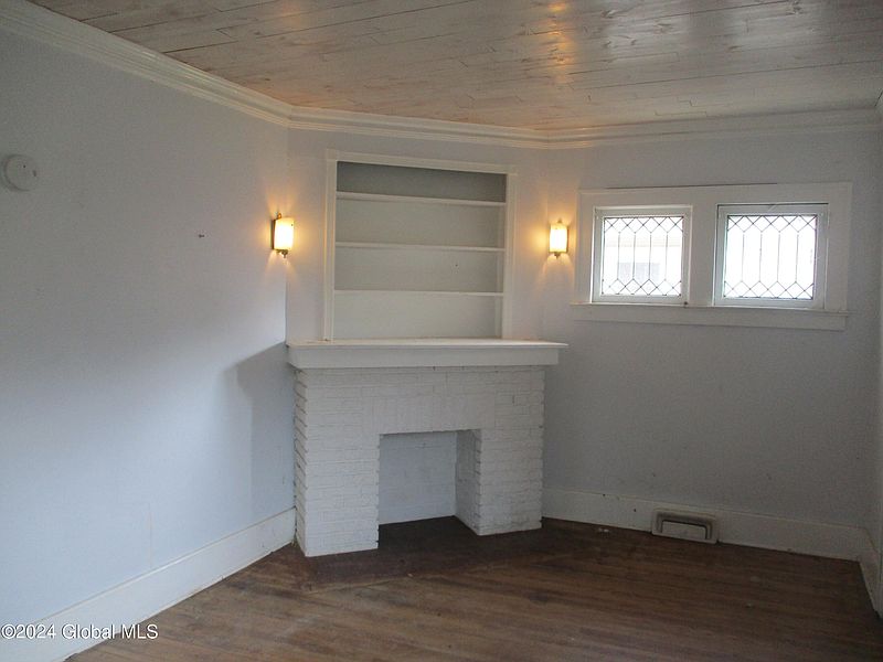 2nd image of 63 Pinewood Avenue