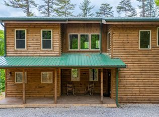 2932 Ginas Way, Sevierville, TN 37862