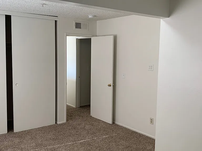 2nd bedroom from a different angle