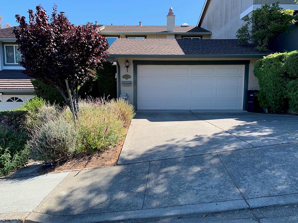 1st image of 2403 Hastings Dr