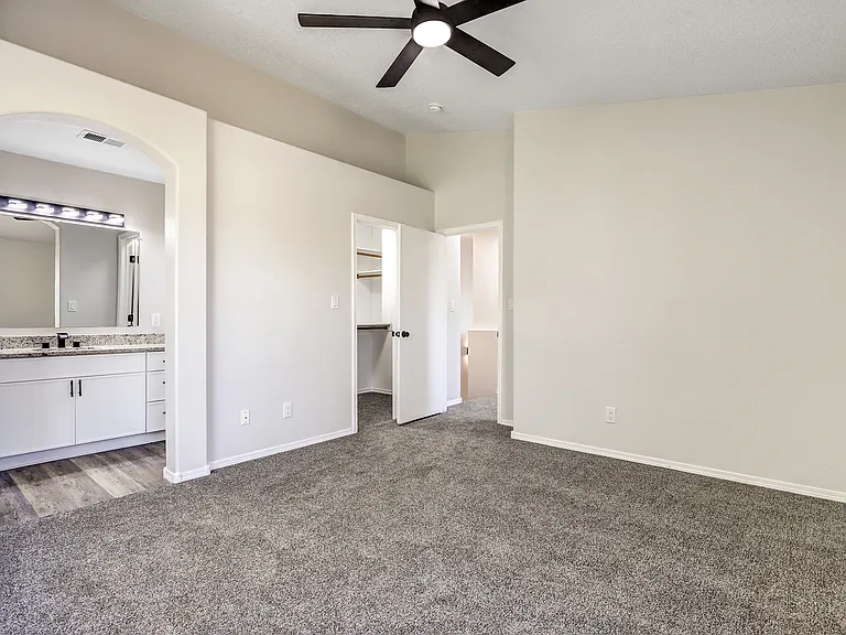 7817 Louisiana Blvd NE #103 — Photo 13