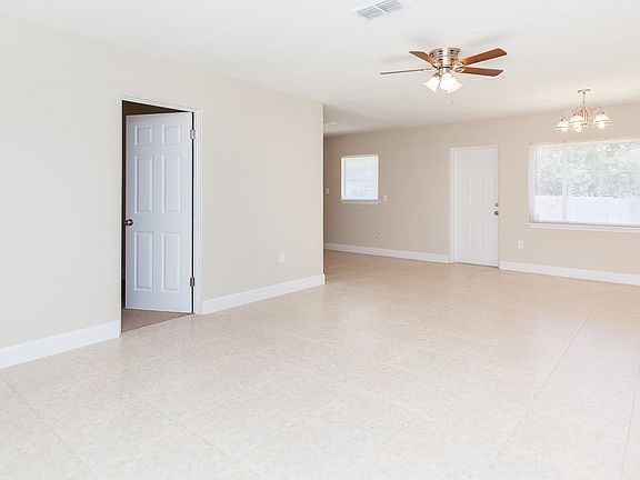 5th image of 2221 Villano Ave