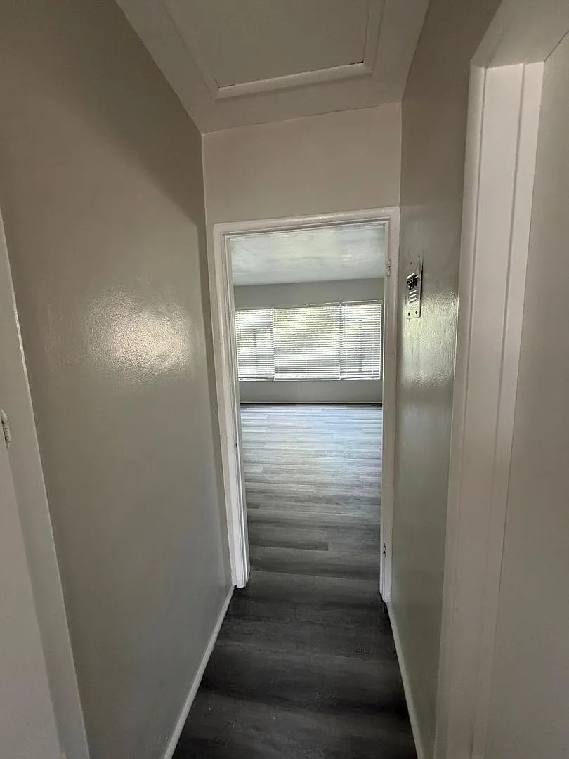 3836 Lockland Drive — Photo 2