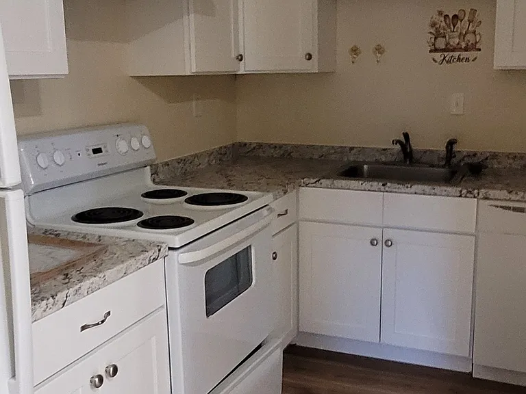 516 Welsh Rd — Photo 6