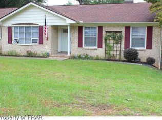 6420 Milford Rd, Fayetteville, NC 28303